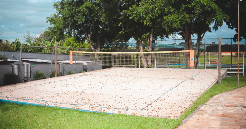 Quadra de areia para vôlei e futevôlei da Chácara Vitória